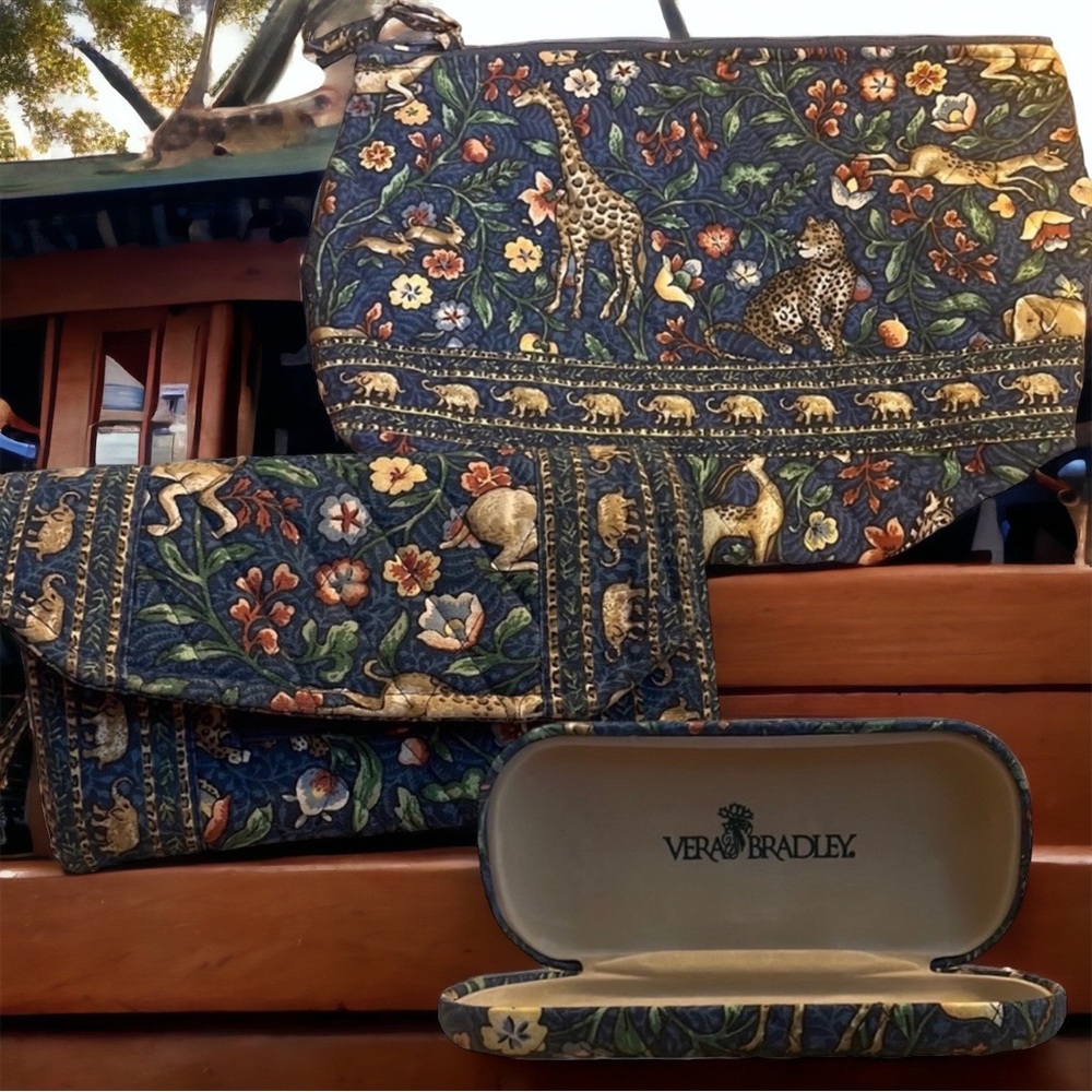 Collectible Disney’s animal kingdom Vera Bradley set
